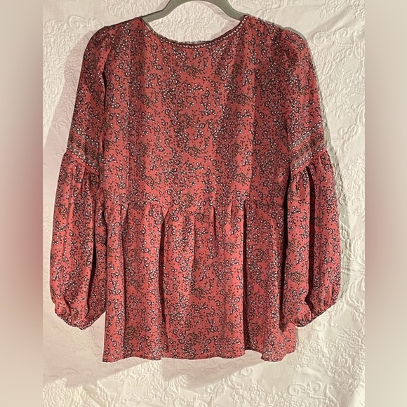 Max Studio Pink Floral Top Size Medium - Picture 2 of 3